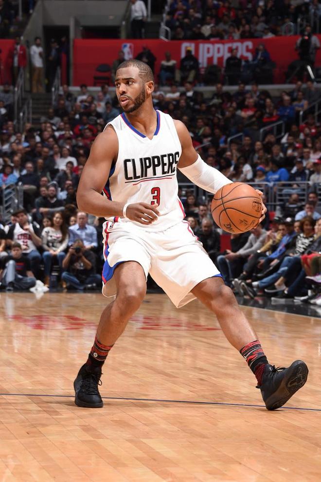 意媒：国米可以启用青训小将卡马特，以应对邓弗里斯伤缺情况（意媒：邓弗里斯伤缺，国米或启用青训小将卡马特顶替）