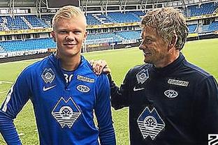 国脚恢复训练，伤病情况明显好转