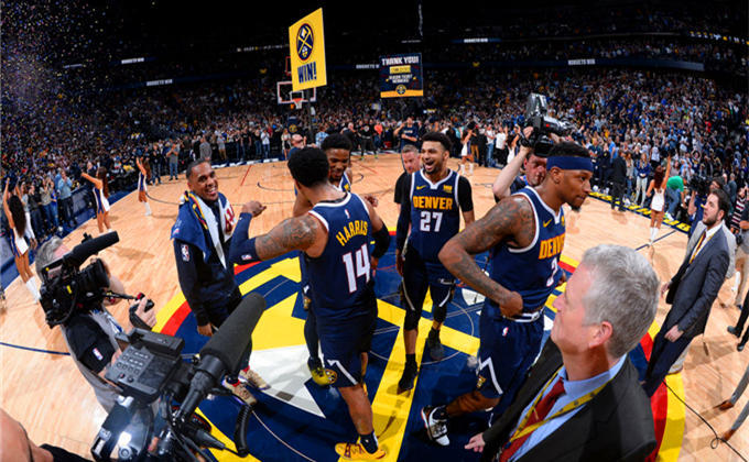 穆帅：我曾为麦克托米奈让博格巴坐板凳，曼联放走他是个大错（穆里尼奥：曾为麦克托米奈让博格巴打替补，曼联放走他是重大失策）