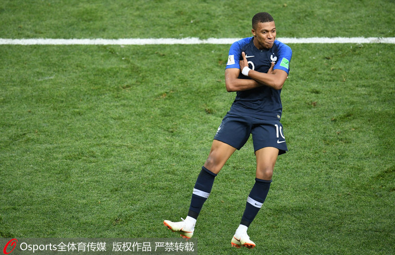 罗哥最后一次戴帽是对阵热刺，没想之后热刺就成了曼联的苦主