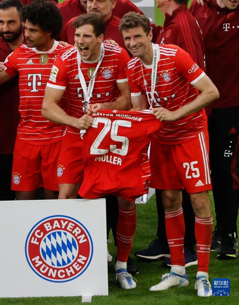 巴媒：奥斯卡此前并无严重心脏问题病史，医生正调查异常原因